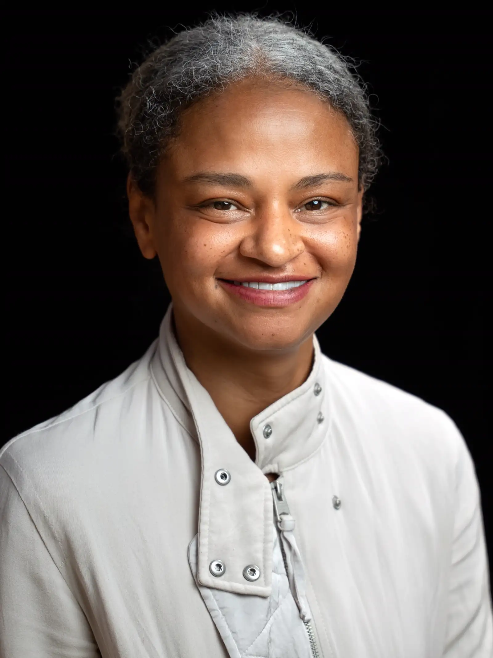 Portrait of Mirelle Martins