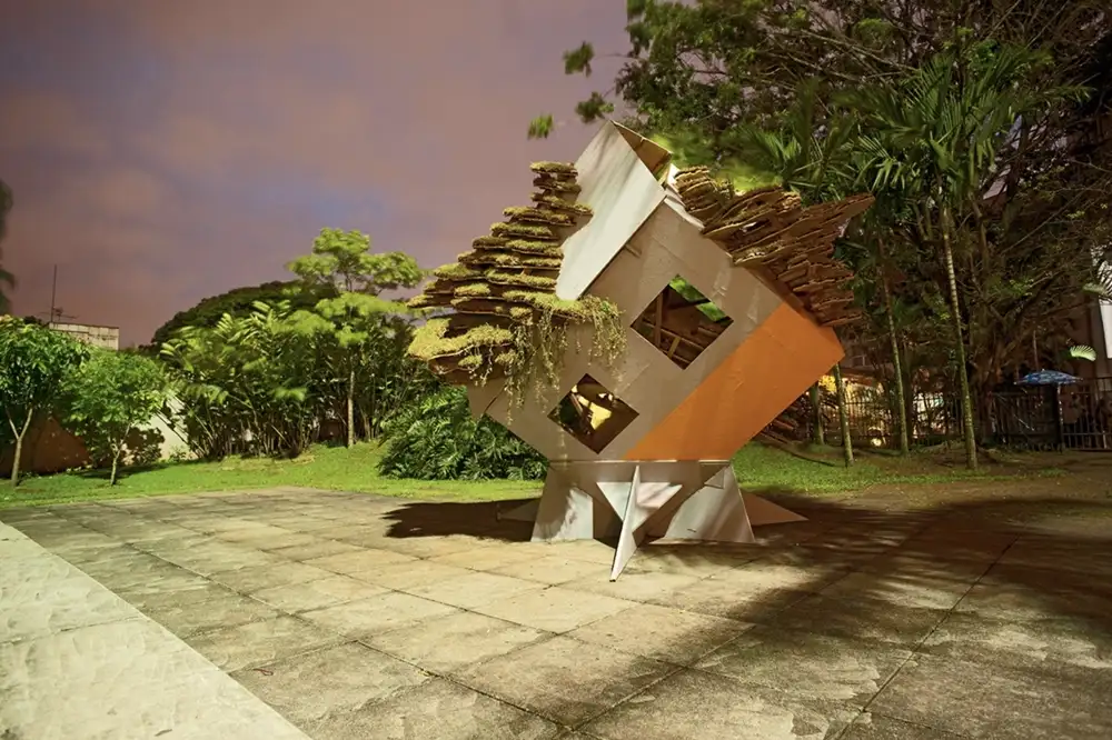 Cloudy Thoughts planted pavilion at MuBE in São Paulo.